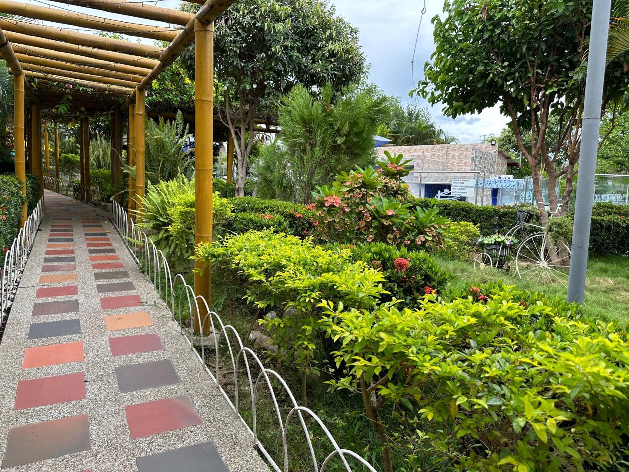 Hv Sueno Real Tatacoa Hotel Villavieja Luaran gambar