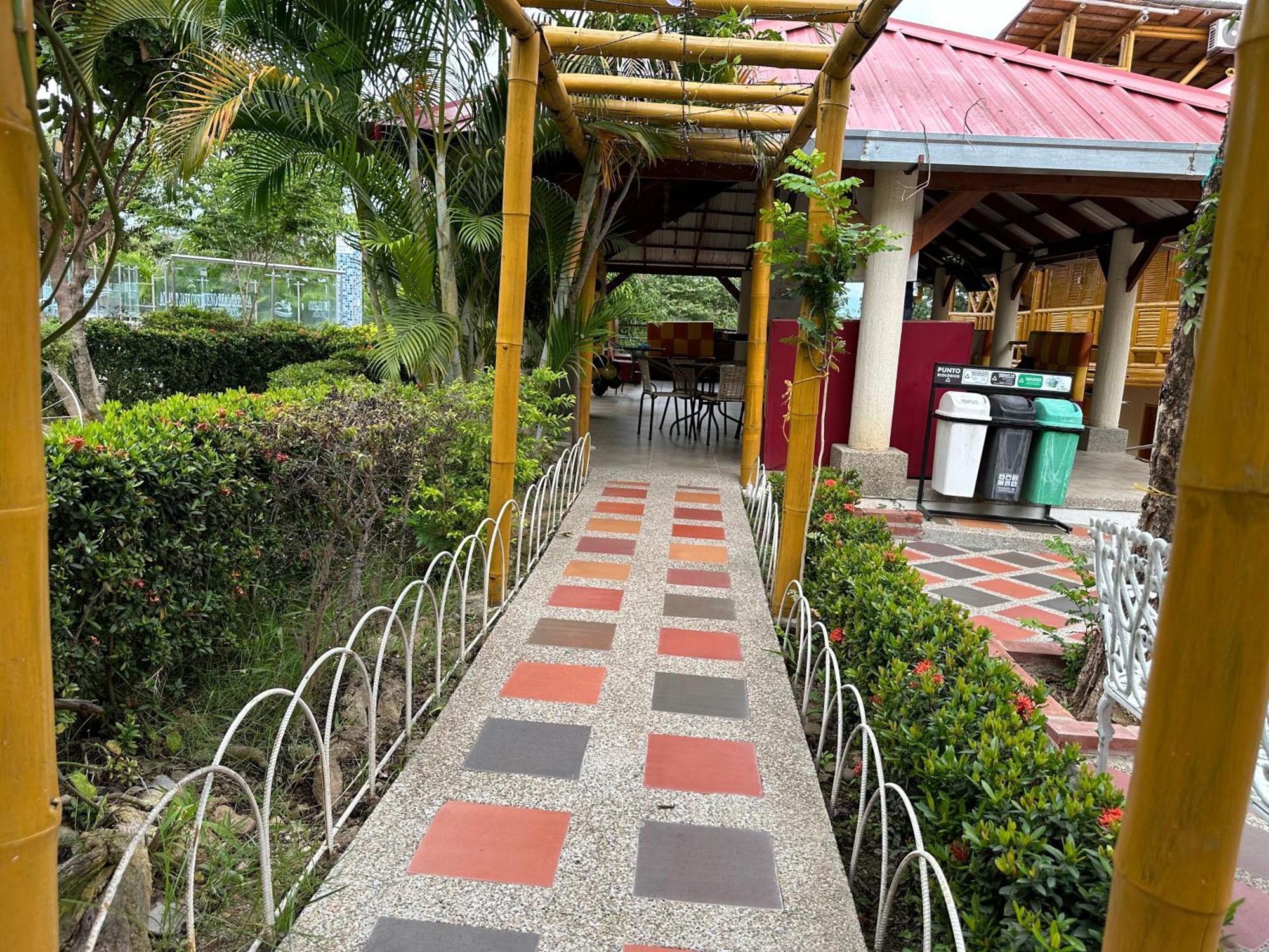 Hv Sueno Real Tatacoa Hotel Villavieja Luaran gambar