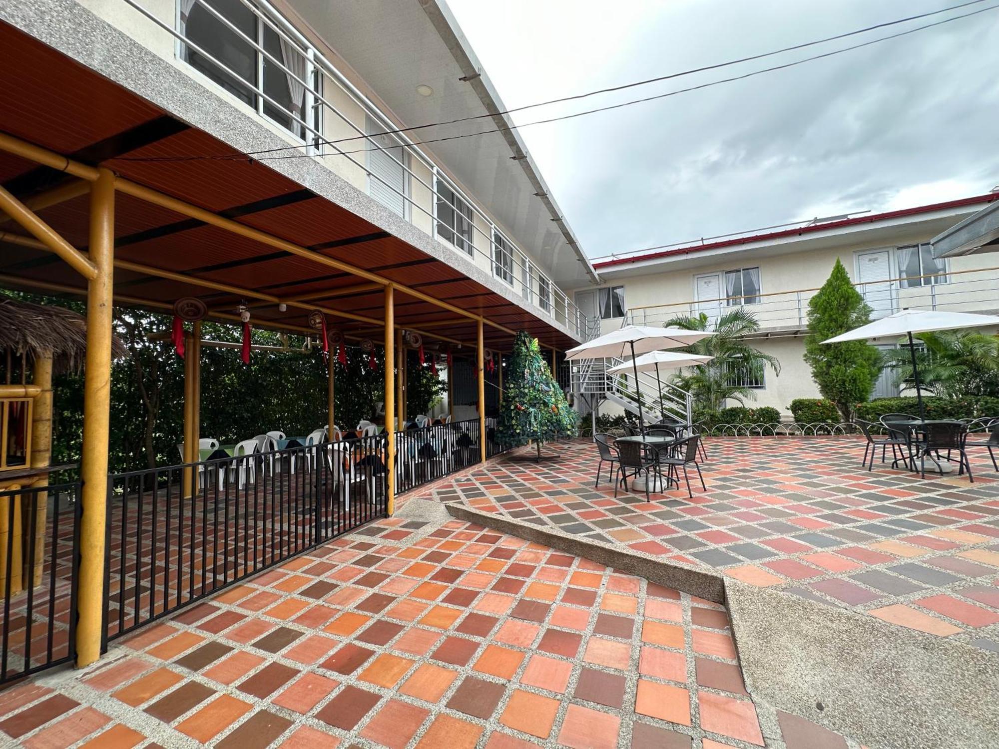 Hv Sueno Real Tatacoa Hotel Villavieja Luaran gambar