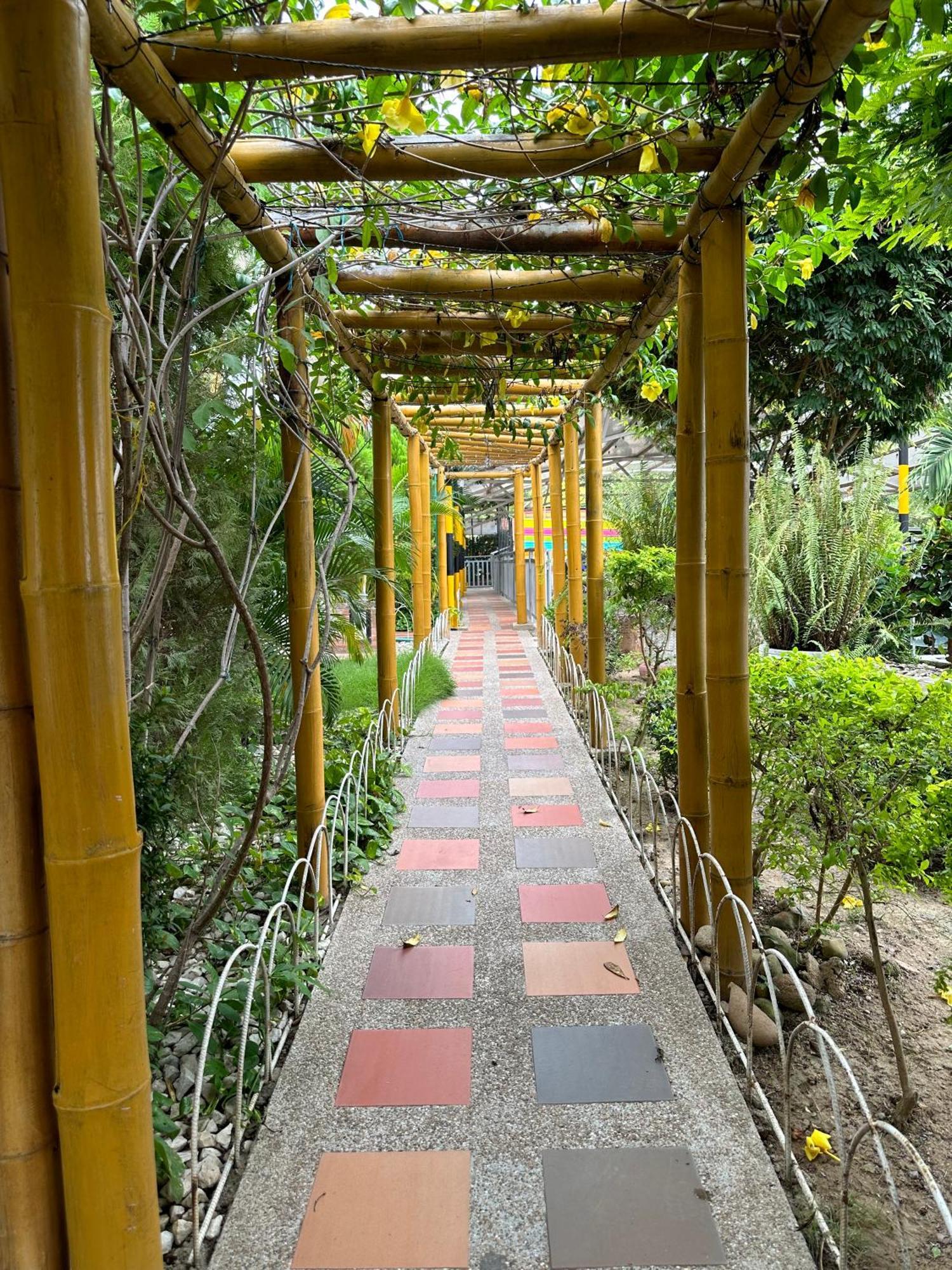 Hv Sueno Real Tatacoa Hotel Villavieja Luaran gambar